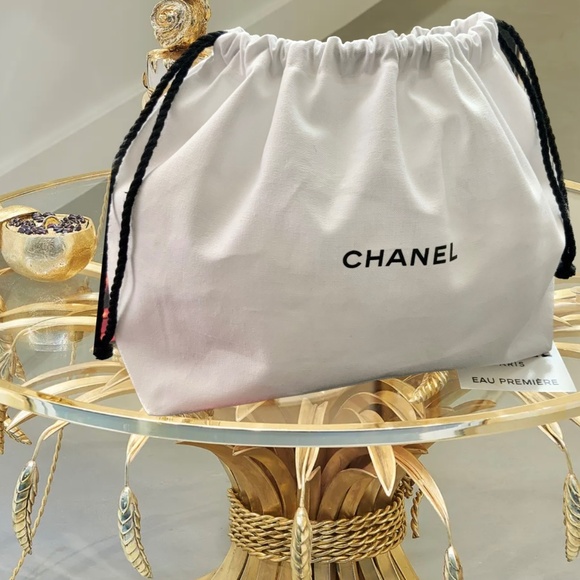 CHANEL white cotton canvas drawstring pouch cosmetic bag storage bag - Authentic - Picture 1 of 13